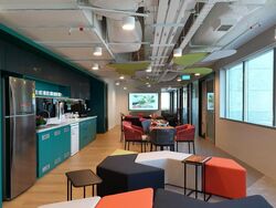 Odeon Towers (D7), Office #577725481